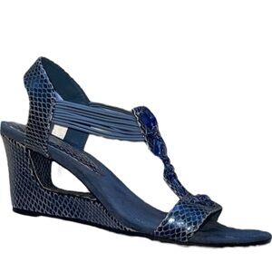 NEW YORK TRANSIT Embellished Cutout Wedges Snakeskin Print Stretch Ankle 8.5 New